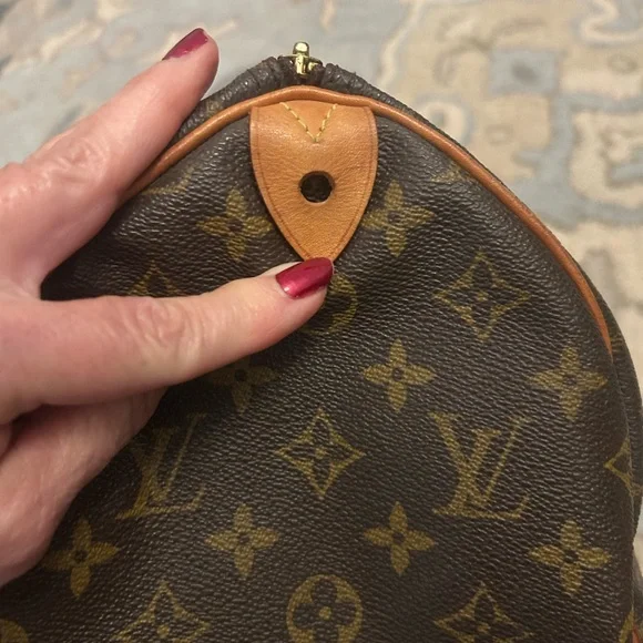 Louis Vuitton Monogram Canvas large Speedy purse - Not included on sale. - Picture 12 of 16